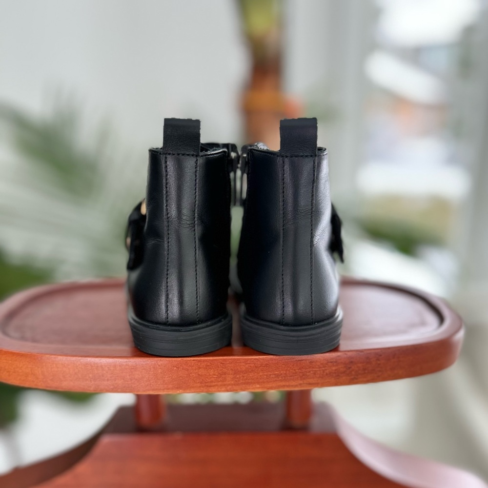 VERSACE Baby Girls Golden Buckle Boots in Black - size EUR22/US6 - Picture 7 of 10